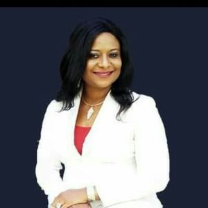 Meet your Posher, Pearl